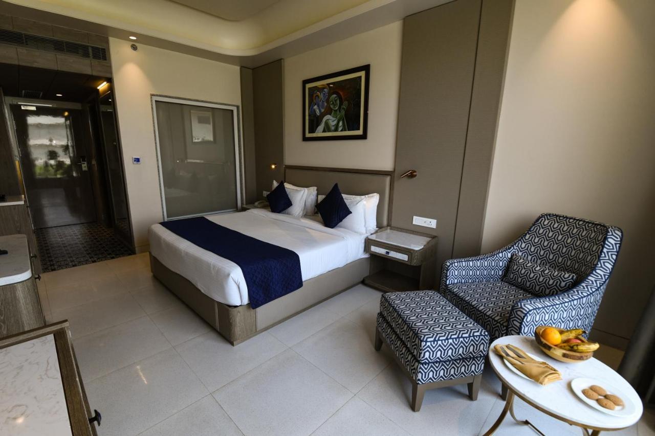 Stardom Resort Jaipur Extérieur photo