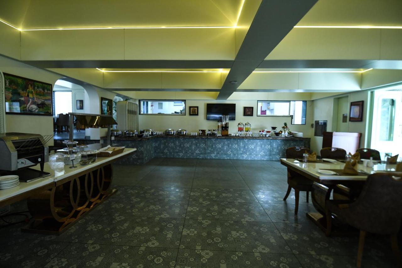 Stardom Resort Jaipur Extérieur photo