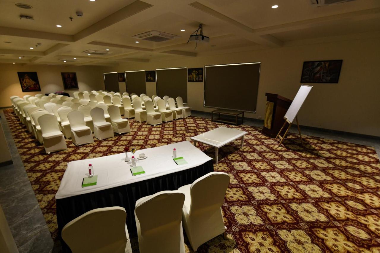 Stardom Resort Jaipur Extérieur photo
