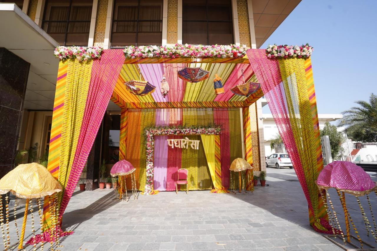 Stardom Resort Jaipur Extérieur photo