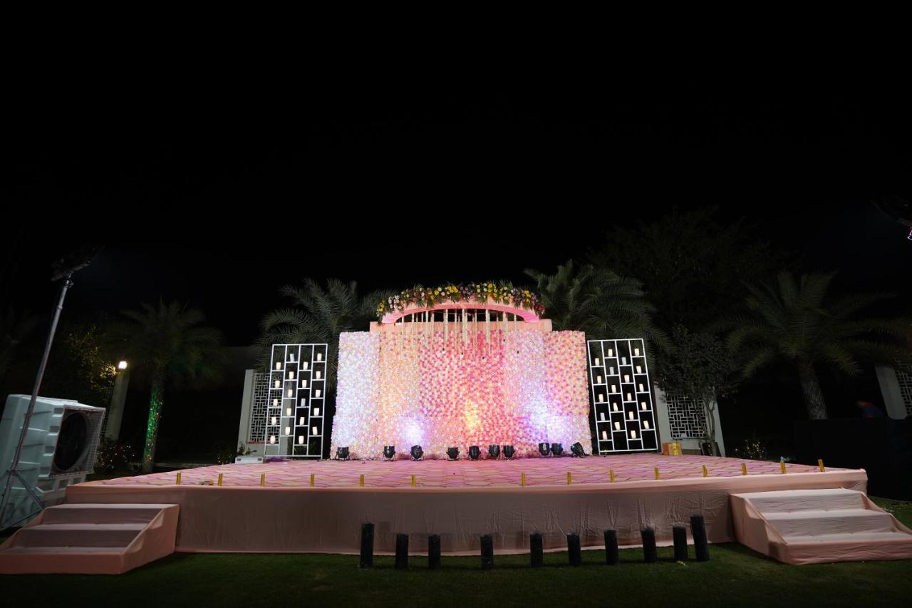 Stardom Resort Jaipur Extérieur photo